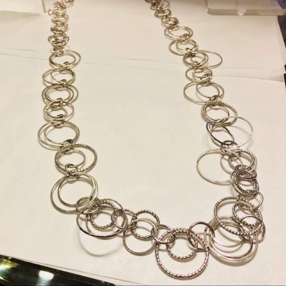 Silver Circles Chain Necklace NWOT